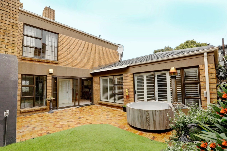 4 Bedroom Property for Sale in Welgemoed Western Cape
